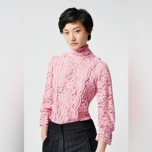 Smythe - Scalloped Lace Top